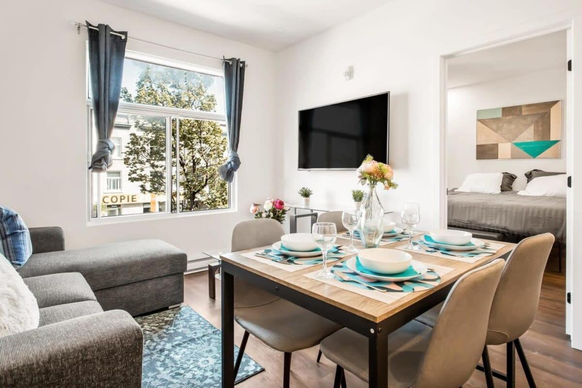 M11 Luxury 1Br Sofa Bed In The Heart Of Plateaumile-End Διαμέρισμα Μόντρεαλ Εξωτερικό φωτογραφία