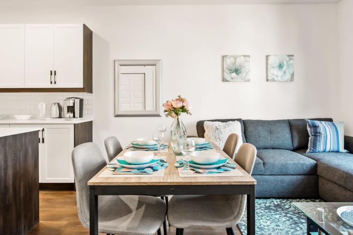 M11 Luxury 1Br Sofa Bed In The Heart Of Plateaumile-End Διαμέρισμα Μόντρεαλ Εξωτερικό φωτογραφία