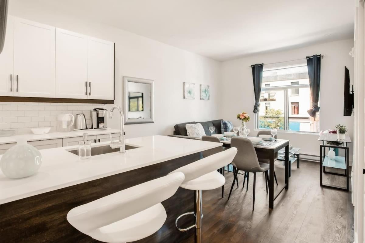 M11 Luxury 1Br Sofa Bed In The Heart Of Plateaumile-End Διαμέρισμα Μόντρεαλ Εξωτερικό φωτογραφία